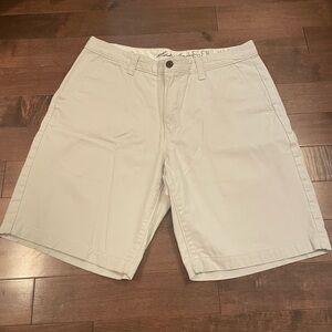 Eddie Bauer Men's  Flat Front Shorts